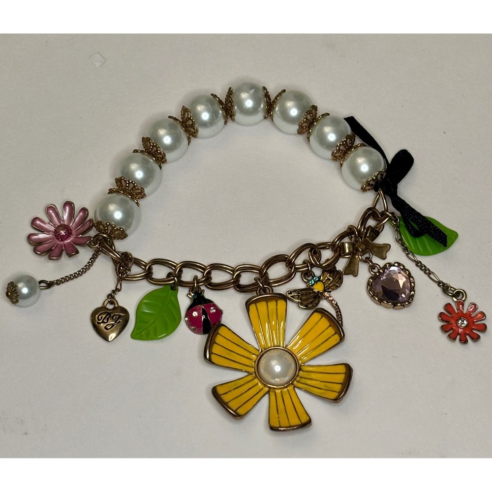 Betsey Johnson Vintage Ladybug Dragonfly Flower Pearl Charm Bracelet Gold Tone
